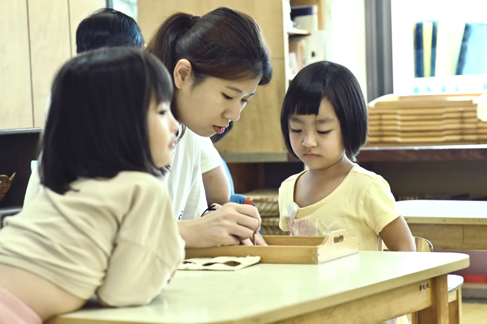 孩子與老師對話的日常
